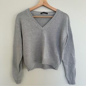 Brandy Melville Gray V Neck Sweater Size XS
